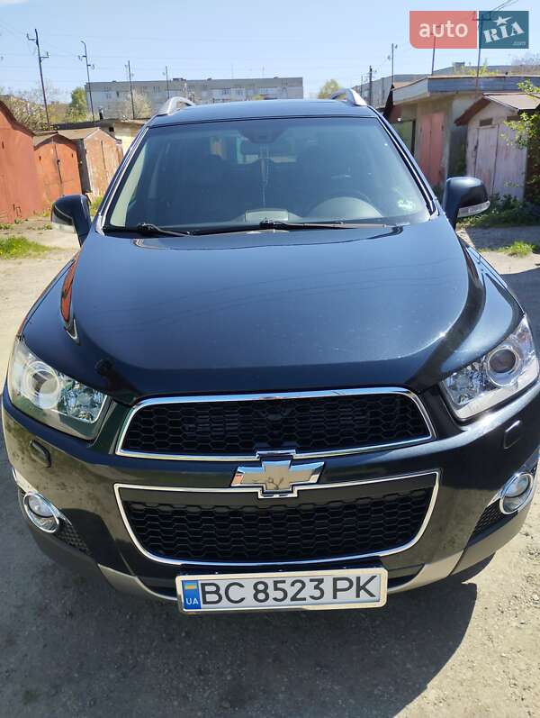 Позашляховик / Кросовер Chevrolet Captiva 2011 в Стрию
