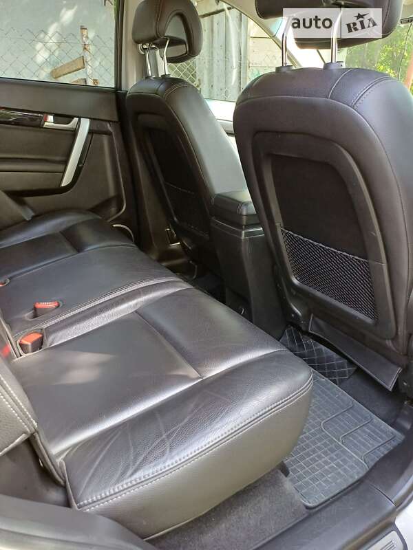 Позашляховик / Кросовер Chevrolet Captiva 2012 в Чернівцях