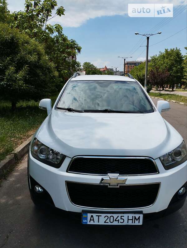 Позашляховик / Кросовер Chevrolet Captiva 2011 в Калуші