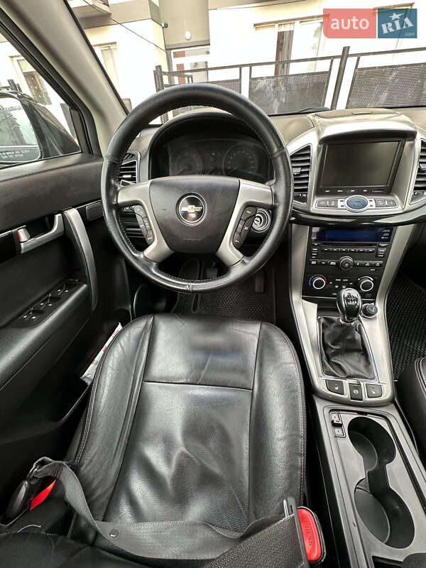 Внедорожник / Кроссовер Chevrolet Captiva 2011 в Хмельницком