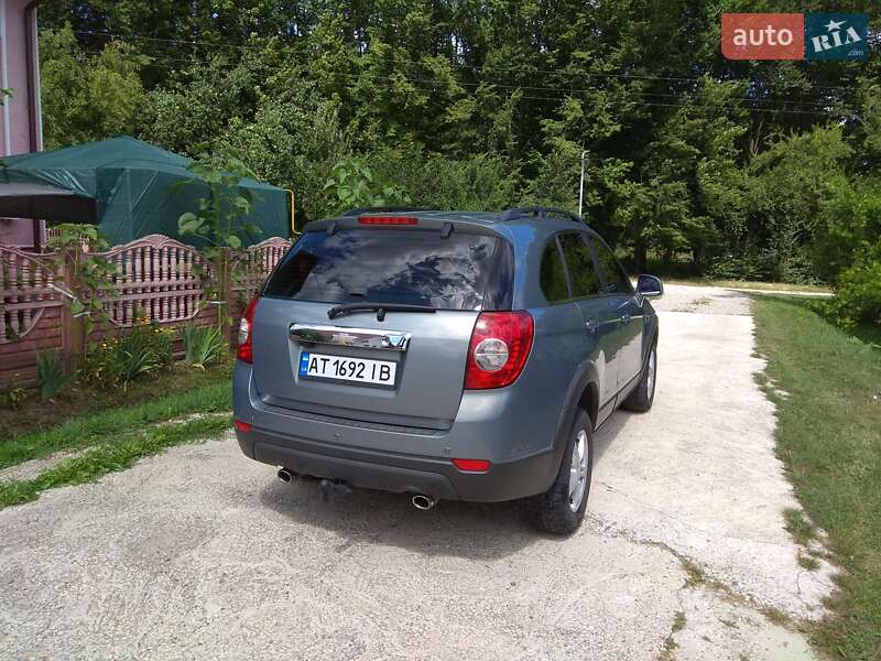 Внедорожник / Кроссовер Chevrolet Captiva 2011 в Ивано-Франковске