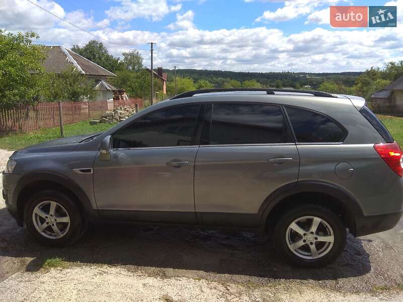 Внедорожник / Кроссовер Chevrolet Captiva 2011 в Ивано-Франковске