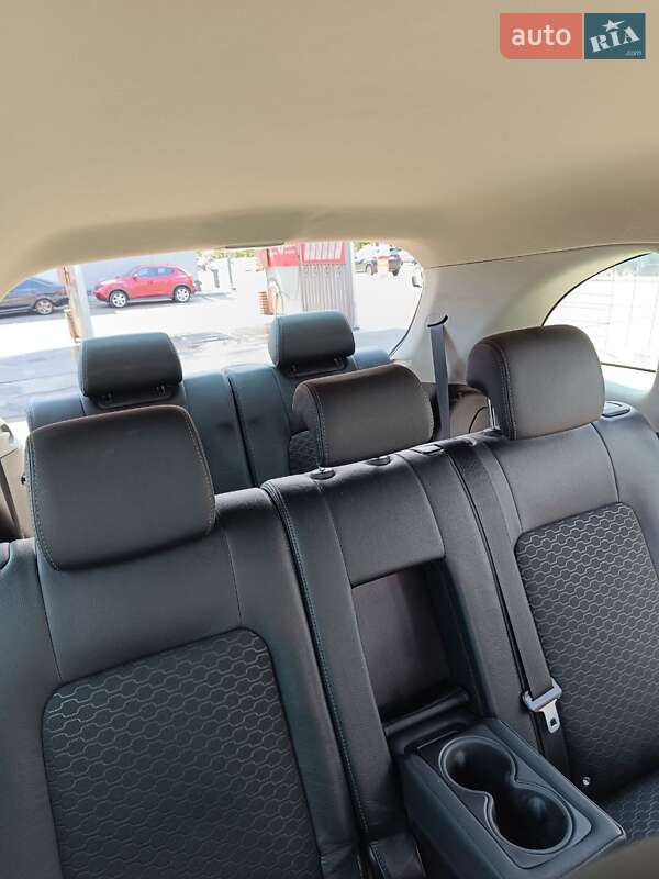 Внедорожник / Кроссовер Chevrolet Captiva 2015 в Киеве