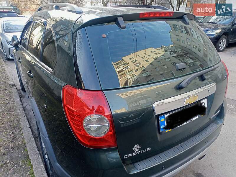 Позашляховик / Кросовер Chevrolet Captiva 2007 в Житомирі