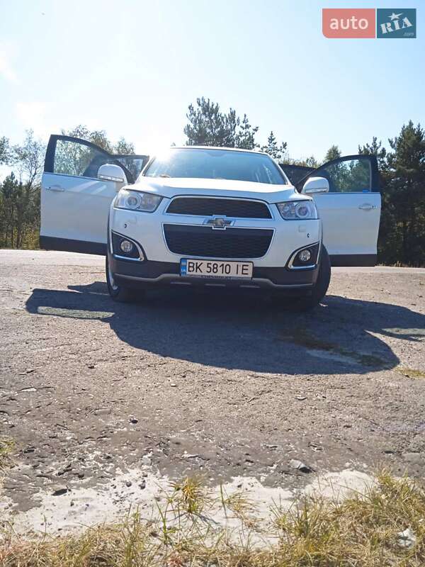 Внедорожник / Кроссовер Chevrolet Captiva 2013 в Заречном