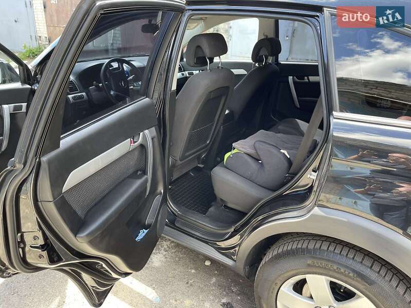 Позашляховик / Кросовер Chevrolet Captiva 2012 в Львові фото 8 Позашляховик / Кросовер Chevrolet Captiva 2012 в Львові