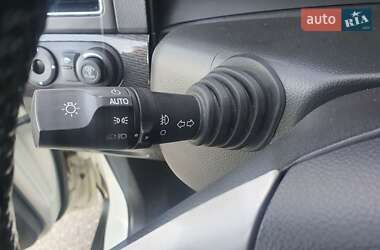 Внедорожник / Кроссовер Chevrolet Captiva 2013 в 