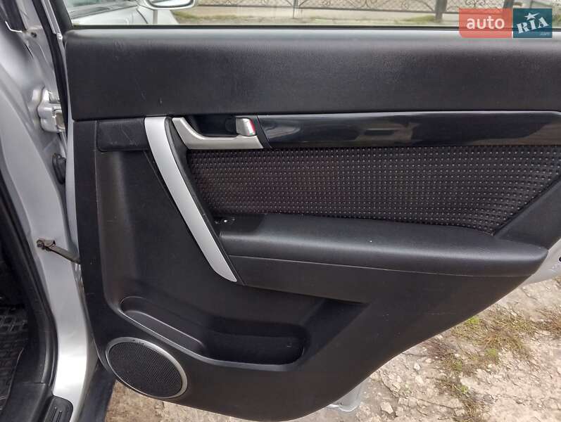 Внедорожник / Кроссовер Chevrolet Captiva 2011 в Борщеве