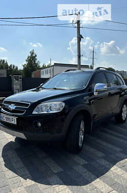 Позашляховик / Кросовер Chevrolet Captiva 2008 в Львові