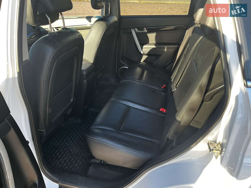 Позашляховик / Кросовер Chevrolet Captiva 2012 в Овручі