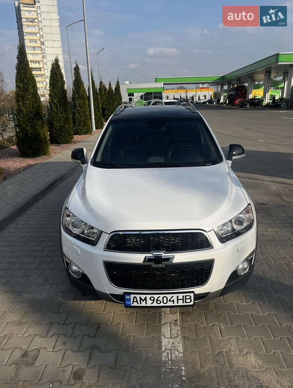Позашляховик / Кросовер Chevrolet Captiva 2012 в Овручі