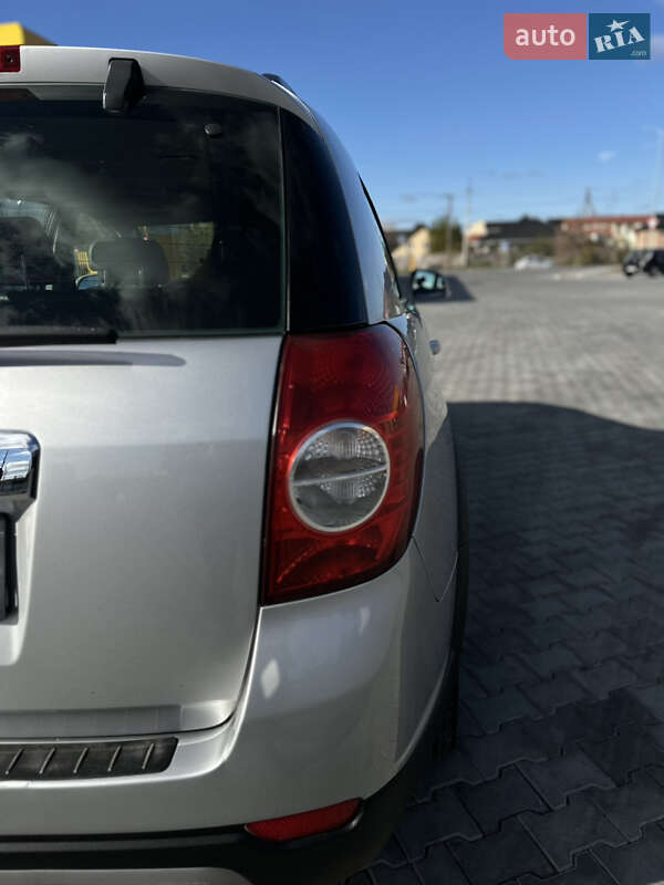 Позашляховик / Кросовер Chevrolet Captiva 2006 в Луцьку