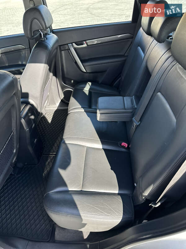 Позашляховик / Кросовер Chevrolet Captiva 2006 в Луцьку