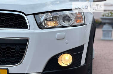 Внедорожник / Кроссовер Chevrolet Captiva 2013 в Стрые