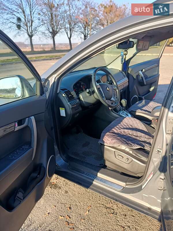 Позашляховик / Кросовер Chevrolet Captiva 2010 в Володимирі