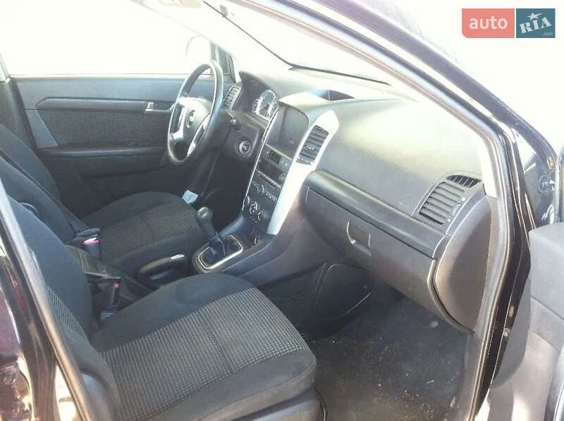 Позашляховик / Кросовер Chevrolet Captiva 2011 в Чернівцях фото 9 Позашляховик / Кросовер Chevrolet Captiva 2011 в Чернівцях