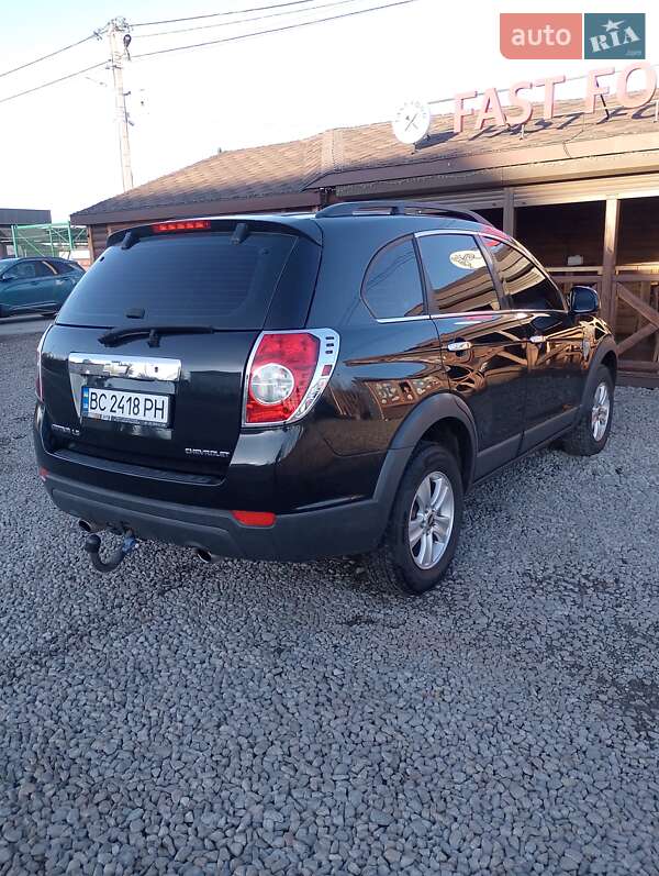 Позашляховик / Кросовер Chevrolet Captiva 2010 в Радехові