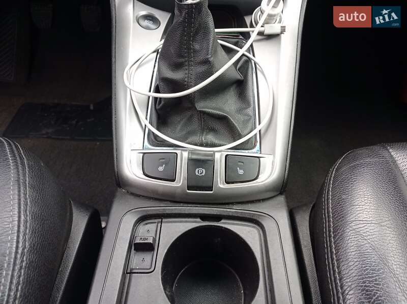 Позашляховик / Кросовер Chevrolet Captiva 2013 в Львові