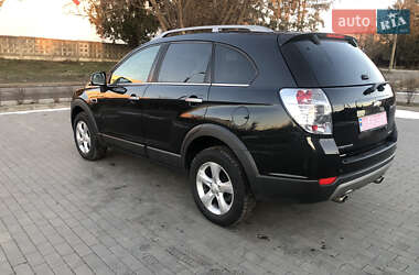 Позашляховик / Кросовер Chevrolet Captiva 2011 в Луцьку