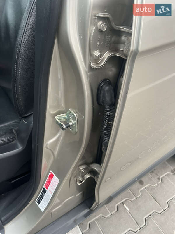 Внедорожник / Кроссовер Chevrolet Captiva 2007 в Киеве