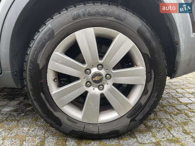 Внедорожник / Кроссовер Chevrolet Captiva 2007 в Стрые