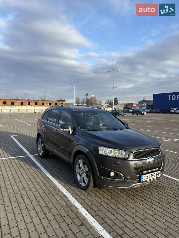 Внедорожник / Кроссовер Chevrolet Captiva 2013 в 