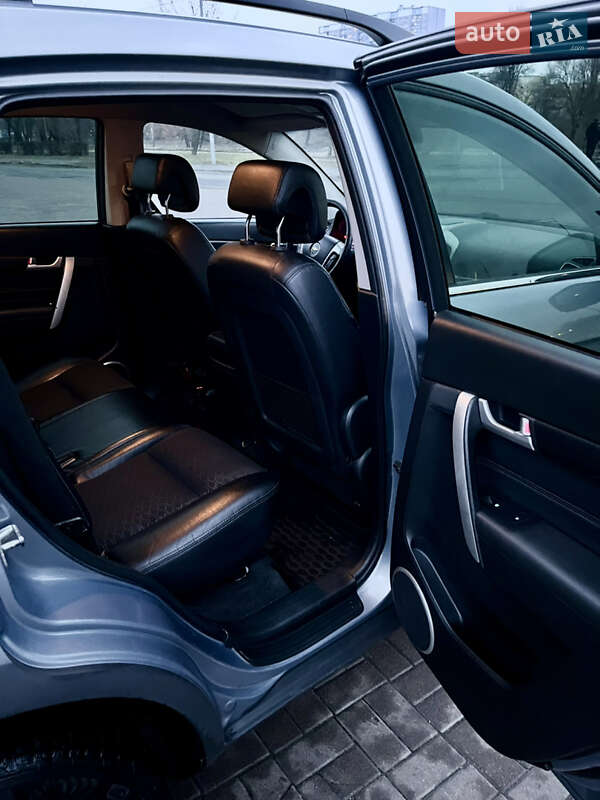 Внедорожник / Кроссовер Chevrolet Captiva 2013 в Киеве
