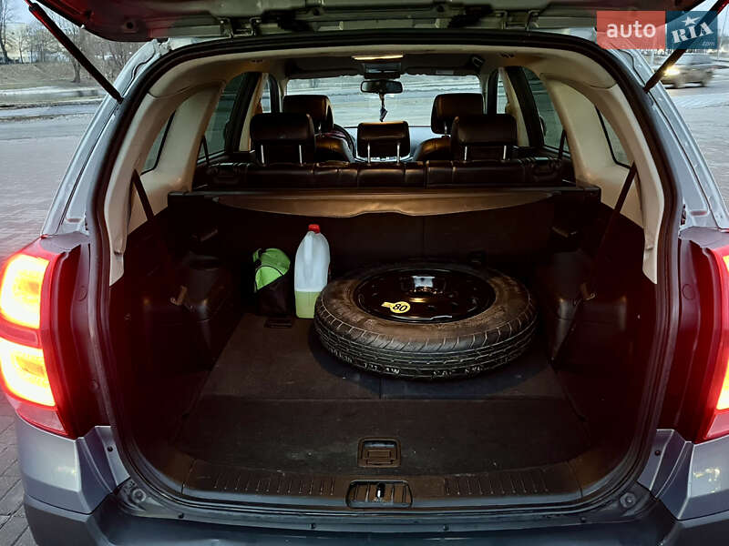 Внедорожник / Кроссовер Chevrolet Captiva 2013 в Киеве