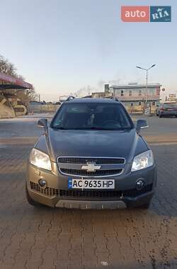 Внедорожник / Кроссовер Chevrolet Captiva 2010 в Луцке