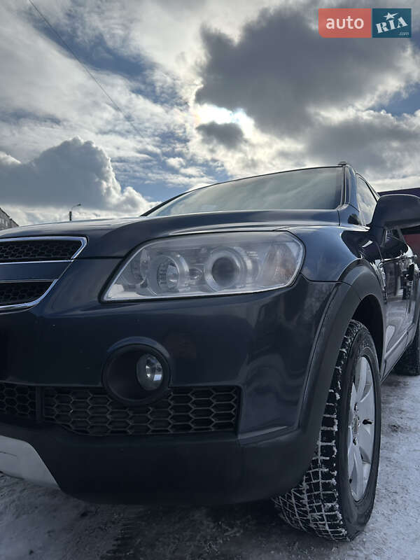 Внедорожник / Кроссовер Chevrolet Captiva 2008 в Ровно