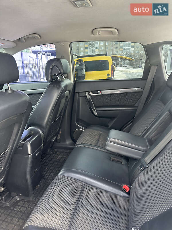 Внедорожник / Кроссовер Chevrolet Captiva 2008 в Ровно