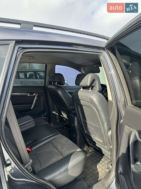 Внедорожник / Кроссовер Chevrolet Captiva 2008 в Ровно