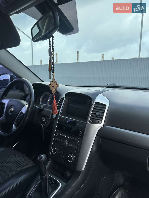 Внедорожник / Кроссовер Chevrolet Captiva 2008 в Ровно