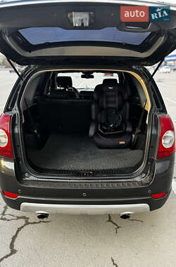 Внедорожник / Кроссовер Chevrolet Captiva 2011 в 