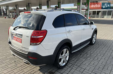 Позашляховик / Кросовер Chevrolet Captiva 2014 в 