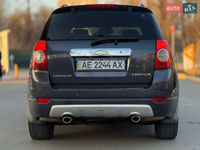 Позашляховик / Кросовер Chevrolet Captiva 2008 в Дніпрі