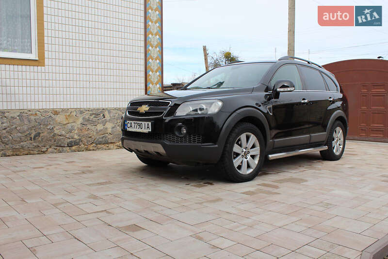 Позашляховик / Кросовер Chevrolet Captiva 2008 в Христинівці