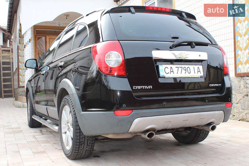 Позашляховик / Кросовер Chevrolet Captiva 2008 в Христинівці