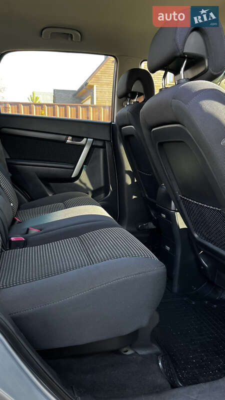 Позашляховик / Кросовер Chevrolet Captiva 2007 в Луцьку фото 5 Позашляховик / Кросовер Chevrolet Captiva 2007 в Луцьку