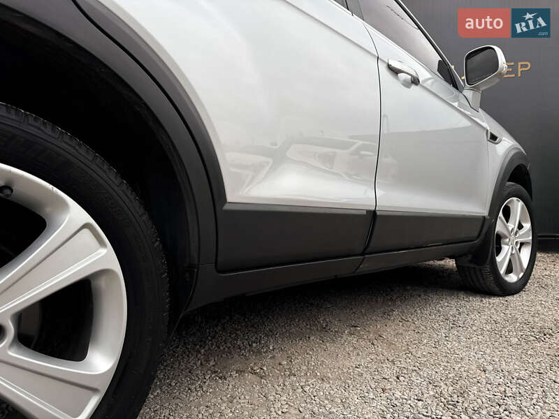 Внедорожник / Кроссовер Chevrolet Captiva 2012 в Одессе