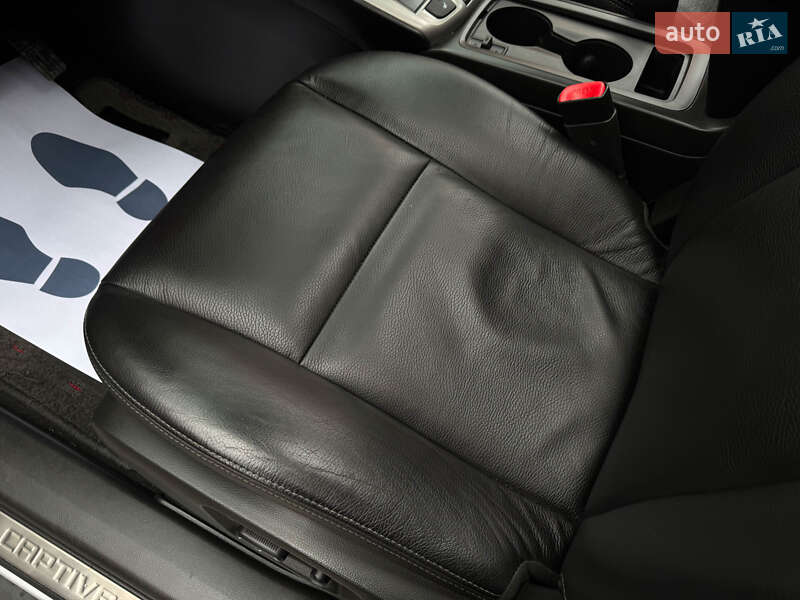 Внедорожник / Кроссовер Chevrolet Captiva 2012 в Одессе
