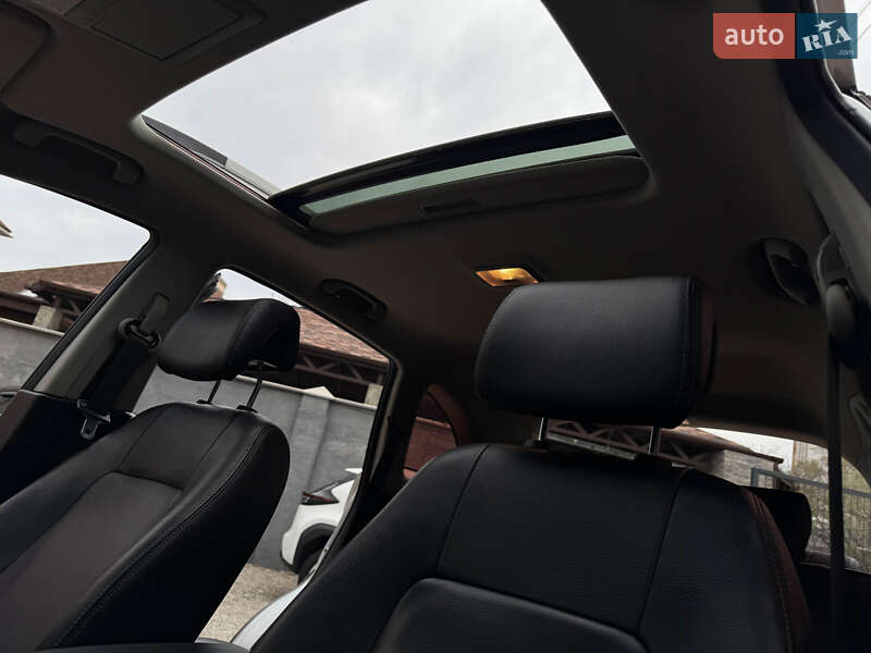 Внедорожник / Кроссовер Chevrolet Captiva 2012 в Одессе