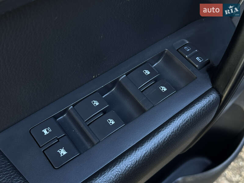 Внедорожник / Кроссовер Chevrolet Captiva 2008 в Ивано-Франковске