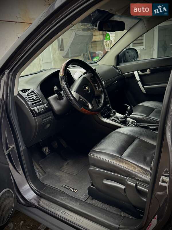 Внедорожник / Кроссовер Chevrolet Captiva 2012 в Хусте фото 11 Внедорожник / Кроссовер Chevrolet Captiva 2012 в Хусте