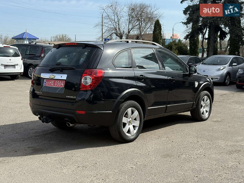 Внедорожник / Кроссовер Chevrolet Captiva 2010 в Ровно