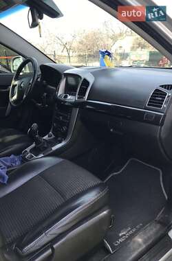Позашляховик / Кросовер Chevrolet Captiva 2011 в 