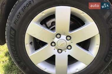 Позашляховик / Кросовер Chevrolet Captiva 2011 в 
