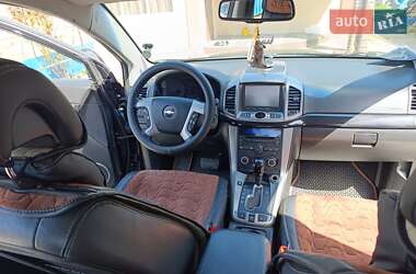 Позашляховик / Кросовер Chevrolet Captiva 2011 в 