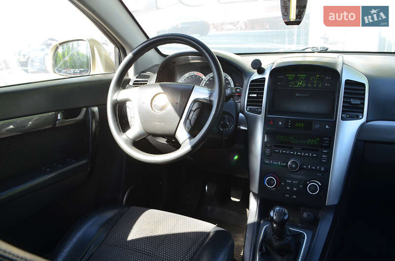 Внедорожник / Кроссовер Chevrolet Captiva 2008 в Киеве