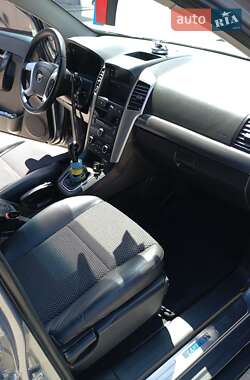 Позашляховик / Кросовер Chevrolet Captiva 2010 в 